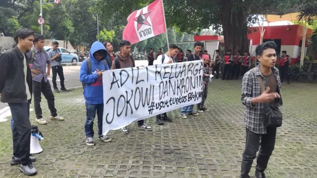 GMNI Geruduk Gedung KPK: Usut Tuntas Blok Medan dan Adili Keluarga Jokowi!