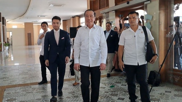 Berubah Lagi! Bukan Kasmudjo, Jokowi Akhirnya Blak-Blakan Sosok Dosen Pembimbing Skripsinya di UGM, Siapa?