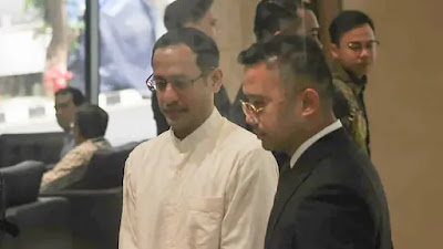 Kejagung Lamban Tetapkan Nadiem Tersangka, Dicurigai Ada Unsur Politis