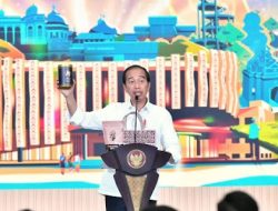 Jokowi Tak Perlu Sewa Pengacara Jika Benar Punya Ijazah Asli