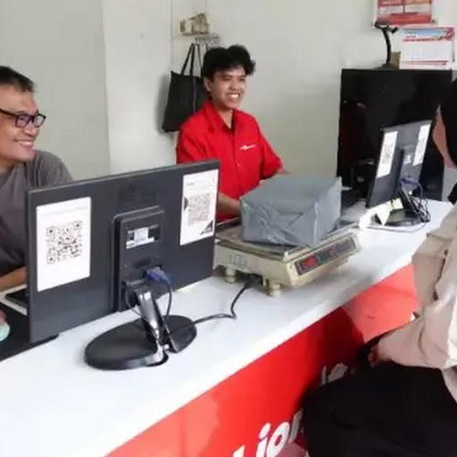 Dari kurir jadi juragan, ini kisah sukses Agus dan Herry, raup ratusan juta lewat bisnis agen logistik