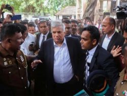 Mantan Presiden Sri Lanka Ditahan, Diduga Pakai Uang Negara untuk Wisuda Istri di London