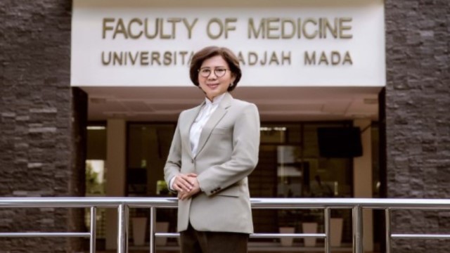 HEBOH Beredar Kabar Rektor UGM Prof Ova Emilia Terseret Kasus Hukum, Diwajibkan Bayar Rp29 Miliar?