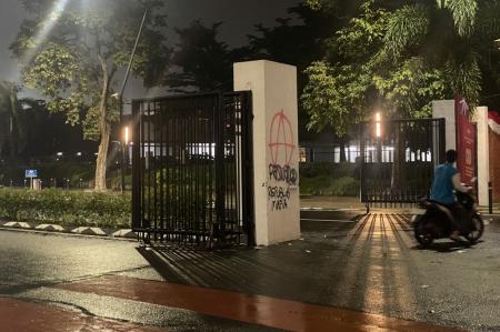 Duh, Fasilitas SUGBK Rusak dan Jadi Sasaran Vandalisme Imbas Demo 25 Agustus