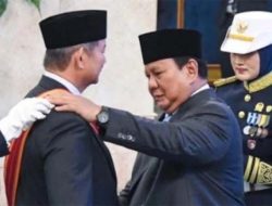 Prabowo Beri Gelar Kehormatan ke Hashim Banjir Kritik, Publik Ungkit Jokowi: Negara Main-mainan!