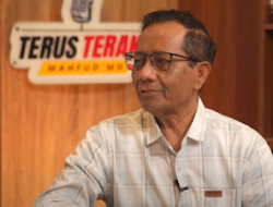 Mahfud MD Harap Kritik Publik Tak Mengarah pada Narasi Pembubaran DPR: Itu Instrumen Konstitusi