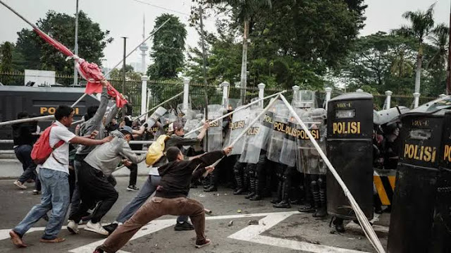 Laskar Cinta Jokowi: Prabowo Tak Bisa Jaga Keamanan Negara, Lebih Baik Mundur