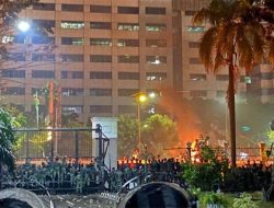Gelombang Amarah Rakyat Meluas ke Berbagai Tempat