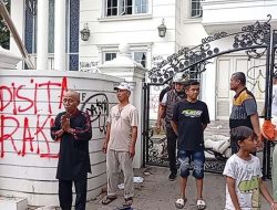 Rumah Uya Kuya Dijarah, Ketua RW: Pelaku Berwajah Tampan Kulitnya Putih dan Terorganisir