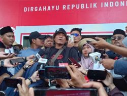 Warga Pati Kasih KPK Tolak Angin Gegara Belum Tangkap Bupati Sudewo