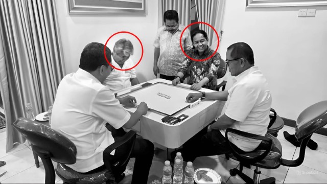 TERCYDUCK! Menteri Kehutanan Raja Juli Asyik Main Domino Dengan Tersangka Pembalakan Liar