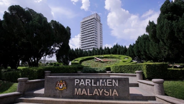 Pejabat Malaysia dari Anggota Parlemen hingga Menteri Ramai-ramai Dapat Email Ancaman