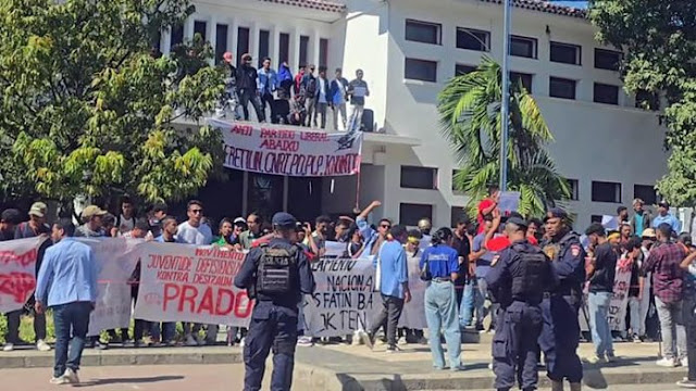 Mirip Indonesia, Demo Ricuh di Timor Leste Dipicu Pengadaan Mobil Mewah Anggota DPR