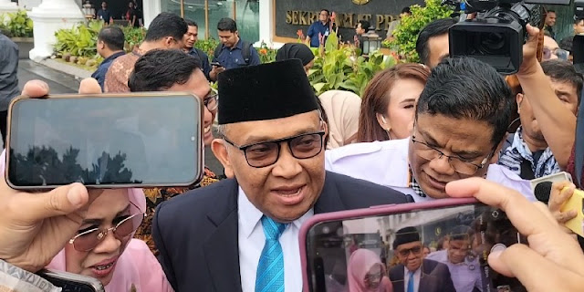 Afriansyah Noor Resmi Jadi Wamenaker, Gantikan Noel
