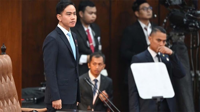 Ditinggal Jaksa di Tengah Gugatan Rp 125 Triliun, Gibran Hadapi Sendiri Kasus Ijazah SMA-nya?