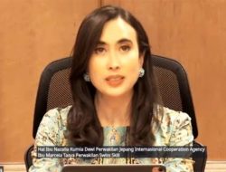 Curhat Diduga Pegawai Bocorkan Kelakuan Menteri: Mandi Air Galon Hingga Acara Berantakan