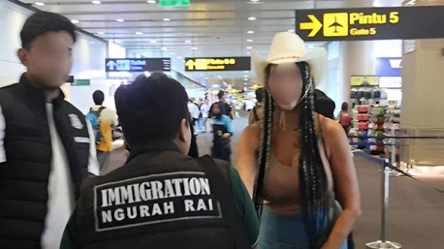 Heboh! Bule Cantik AS Buka Kelas Seksual di Bali, Berakhir Dideportasi