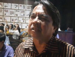 Analisa Ade Armando Pihak Yang Bekingi Isu Ijazah Jokowi-Gibran: Ada PDIP hingga Pendukung Anies