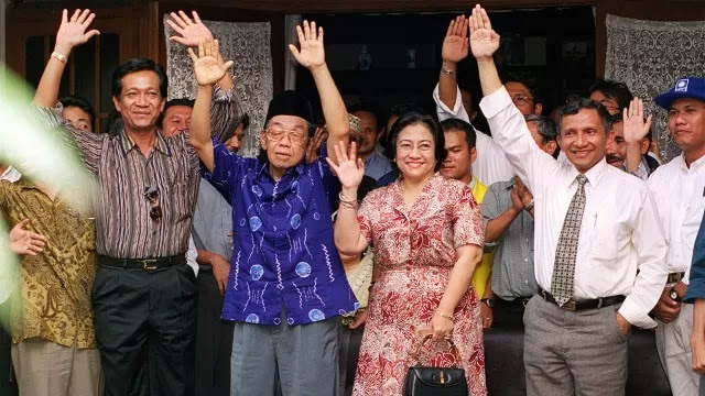 Erros Djarot Ungkap Kesepakatan Megawati, Amien Rais, dan Gus Dur