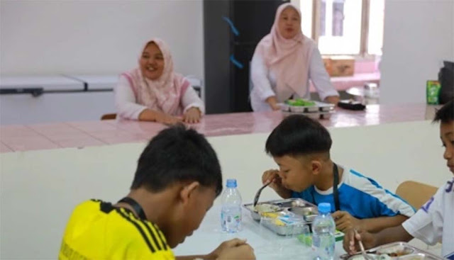 Guru Penanggung Jawab MBG Dapat Insentif 100 Ribu per Hari, Ini Regulasinya