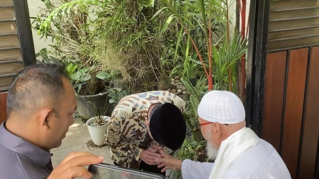Penggugat Ijazah Palsu Sebut Jokowi Sengaja Setting Pertemuannya dengan Abu Bakar Baasyir