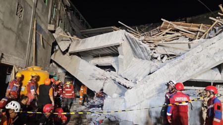 Update Korban Musala Ambruk Ponpes Al Khoziny: 5 Orang Tewas, 59 Korban Masih Terjebak