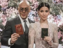 Tanggapan Lucu Sabrina Chairunnisa yang Diisukan Cerai dari Deddy Corbuzier