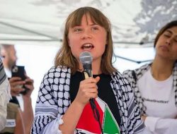 Terungkap Perlakuan Brutal Israel terhadap Greta Thunberg, Diseret dan Dipaksa Cium Bendera