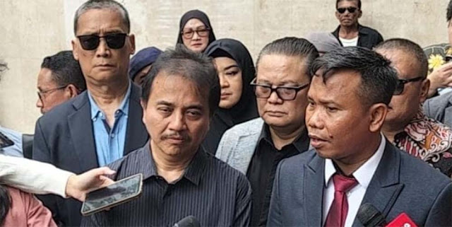 Roy Suryo Cs Kantongi Temuan Baru di Kasus Ijazah Palsu Jokowi, Sumbernya Mengejutkan!