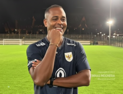 Kluivert: Terkadang Saya Ingin Meninju Wajah Saya Sendiri