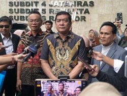 Silfester Matutina, Pengacara, Berada di Jakarta