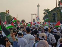 Geger! Ratusan Bendera Palestina Berkibar di Patung Kuda, Sorak-Sorai Kutuk Israel