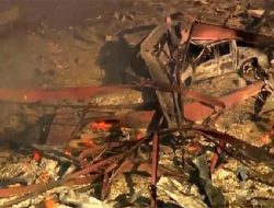 Korban Jiwa Berjatuhan: Ledakan Misterius Guncang Pabrik Bom di AS