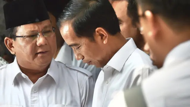 Prabowo vs Geng Solo: Benarkah Rakyat Sudah Muak dengan Para Pejabat?