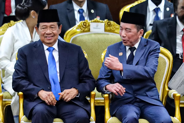 MK Diminta Buka Data Ijazah Pejabat: Fakta Mengejutkan di Balik Status Jokowi & Gibran!