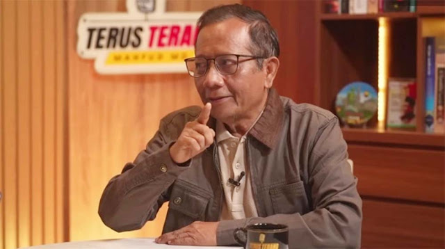 Prabowo Didesak Turun Tangan! Warisan Hukum IKN & Whoosh yang Bikin Waswas
