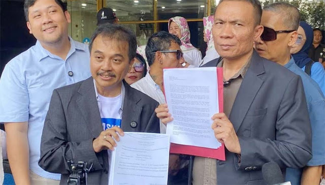 Roy Suryo Bongkar Dokumen Mengejutkan Soal Riwayat Pendidikan Gibran di Kemendikbud!
