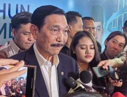Luhut Buka Suara Soal Family Office & Utang Kereta Cepat: Siapa yang Sebenarnya Minta APBN?