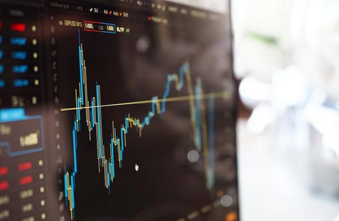 Analisa RAJA dan ASII: IHSG Hari Ini Siap Cetak Profit atau Justru Bikin Was-was?