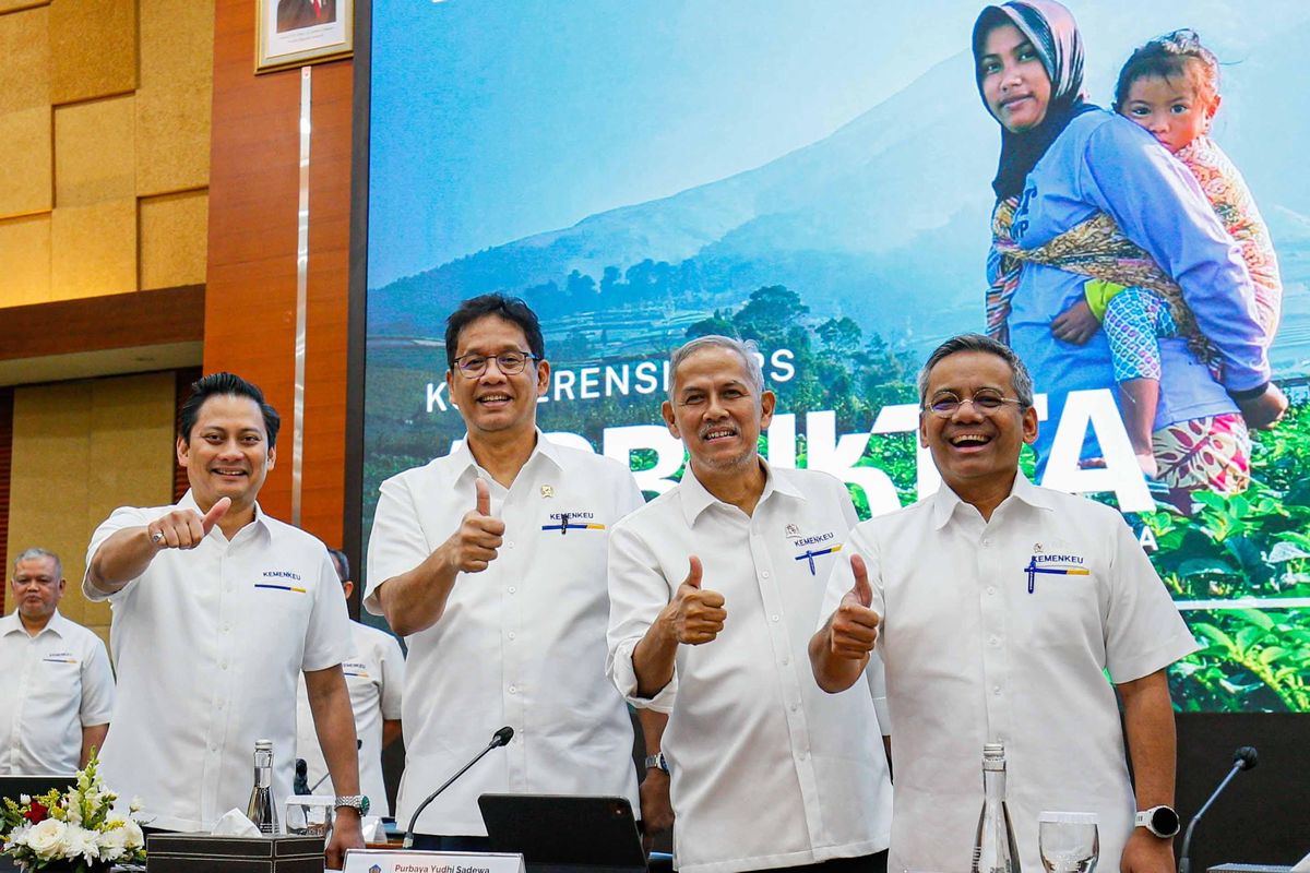 Lapor Pajak & Bea Cukai Lebih Cepat? Ini Nomor Resmi Pak Purbaya!