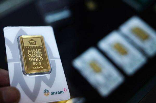 Rekor Baru! Emas Antam Tembus Rp 2,5 Jutaan per Gram, Saatnya Beli atau Justru Jual?
