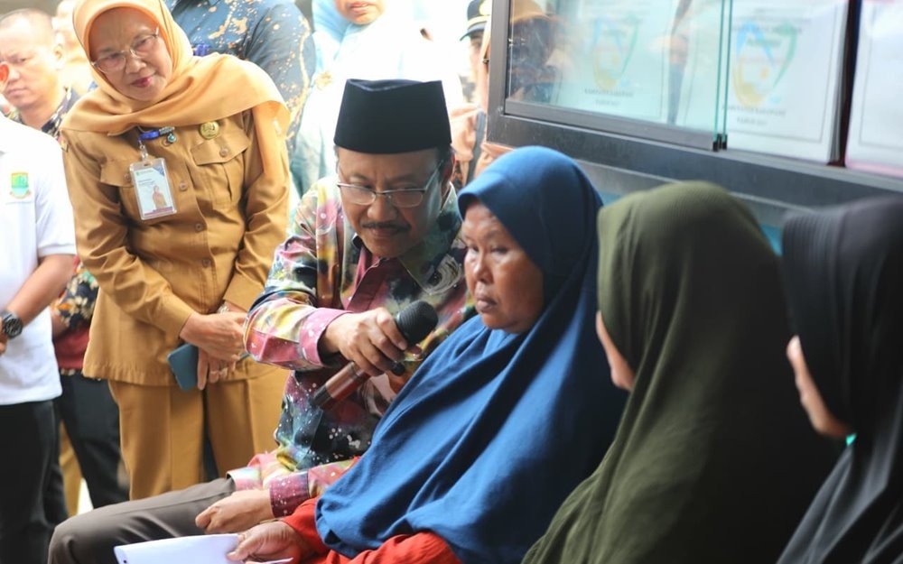 BLT Cair! Mensos Turun Langsung Pastikan Warga Terima Penuh, Ternyata Ini yang Dicek