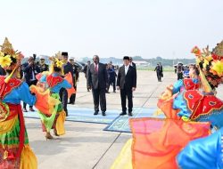 Presiden Afrika Selatan Tiba di Indonesia, Disambut Tarian Hingga Dentuman! Apa Maknanya?