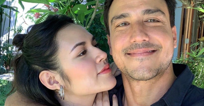 Raisa & Hamish Daud Dikabarkan Pisah, Ini 3 Unggahan yang Bikin Netizen Yakin!
