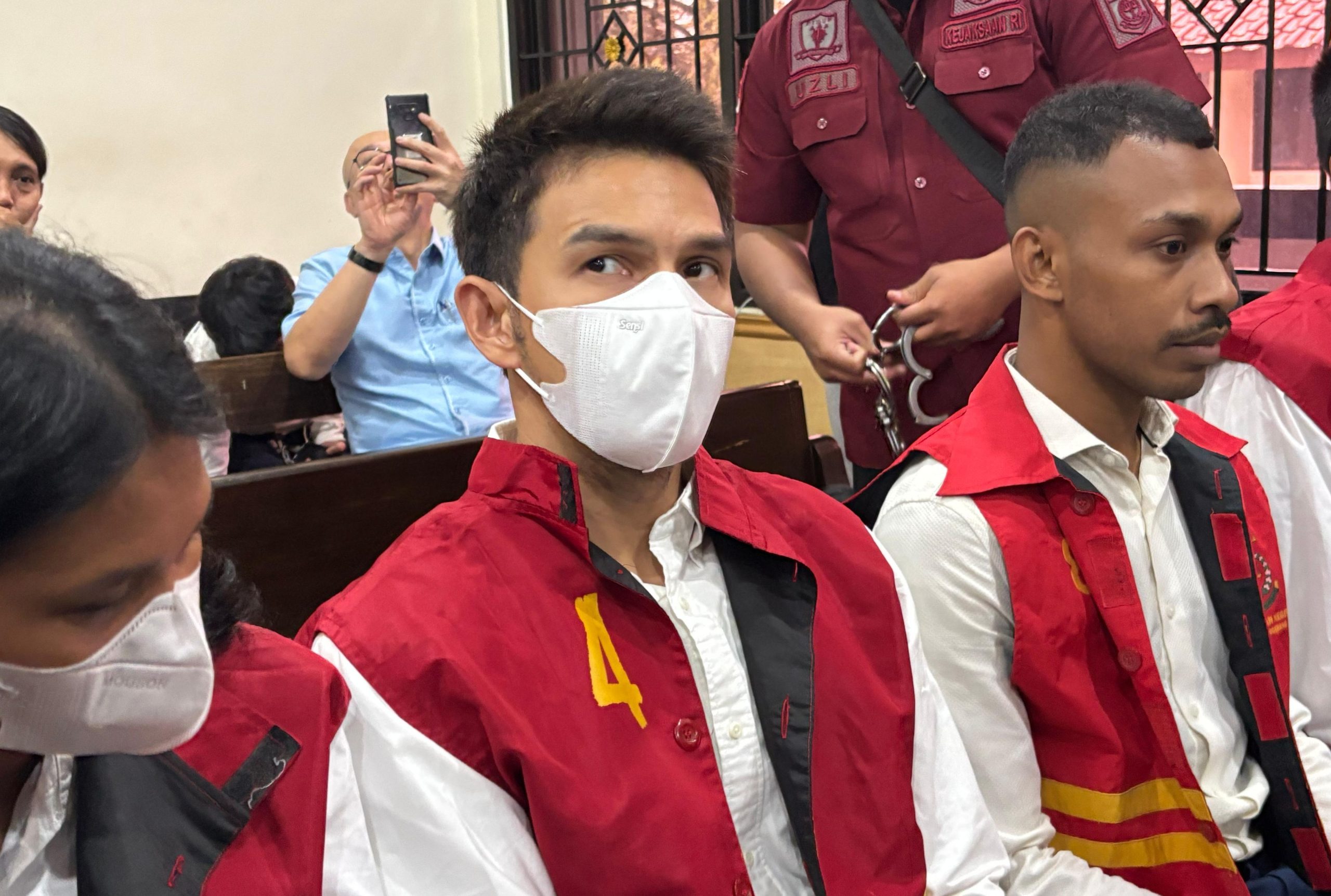 Jonathan Frizzy Divonis 8 Bulan! Ini Kasus Vape yang Gegerkan Publik
