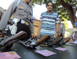 10 Senjata Polri Raib! 4 Oknum di NTT Diduga Jual ke Sipil