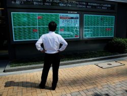 AS vs China Berulah! Bursa Asia Kolaps atau Cuma Pura-pura Loyo?