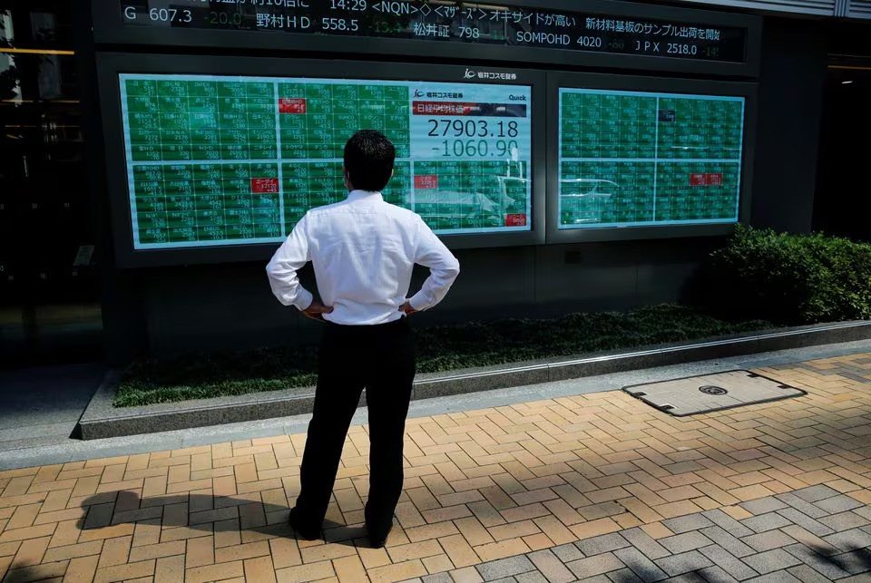 AS vs China Berulah! Bursa Asia Kolaps atau Cuma Pura-pura Loyo?