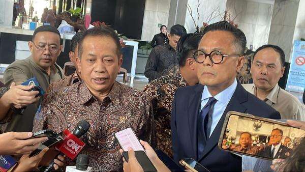 Rapat Rahasia Menkop, Bos Danantara, dan Purbaya: Ini Isu Besar yang Mereka Bahas!