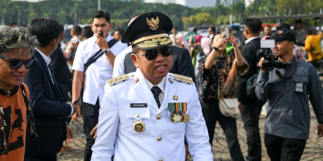 Dana Mengendap Jabar Tembus Triliunan, Dedi Mulyadi Dituding Buang Badan dengan Sidak Aqua!